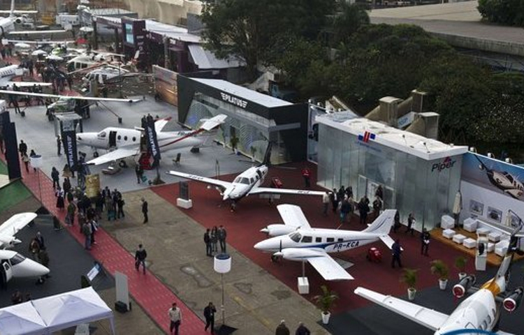 圣保罗孔戈尼亚斯机场