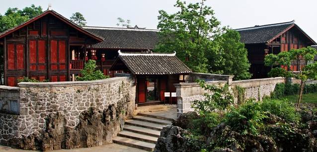 何应钦故居(何家大院)