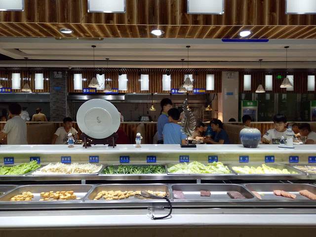 红楼美味餐厅(育才路店)