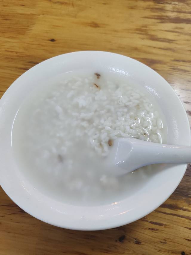 一品白水泡饭