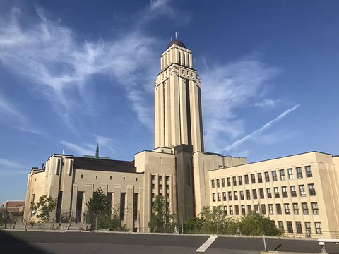 蒙特利尔大学旅游景点图片