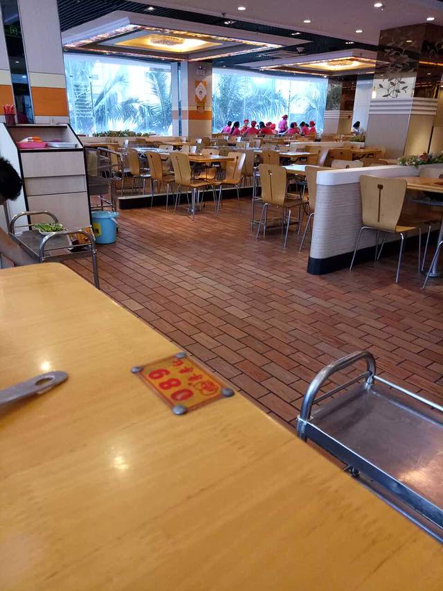 季季红火锅(柳州广惠商业店)