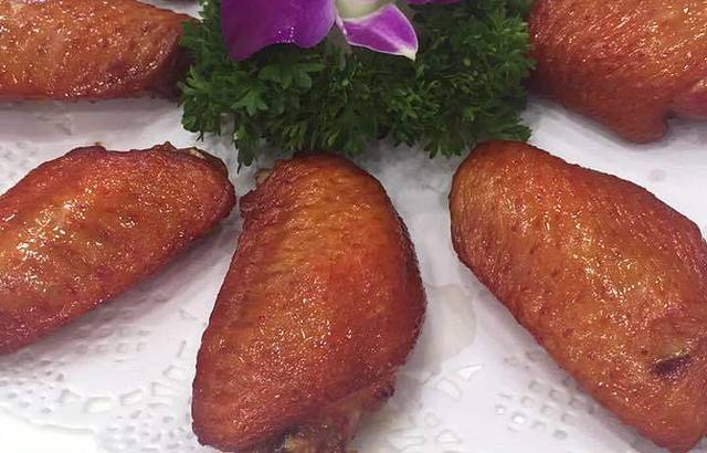 明记海鲜城(新港西店)