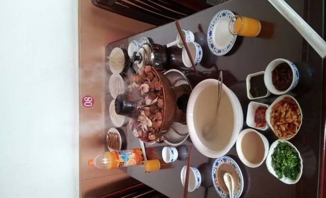 志刚涮园·海鲜浑锅·荤锅