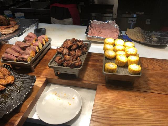 +CAN·加餐海鲜自助餐厅(美岁天地店)