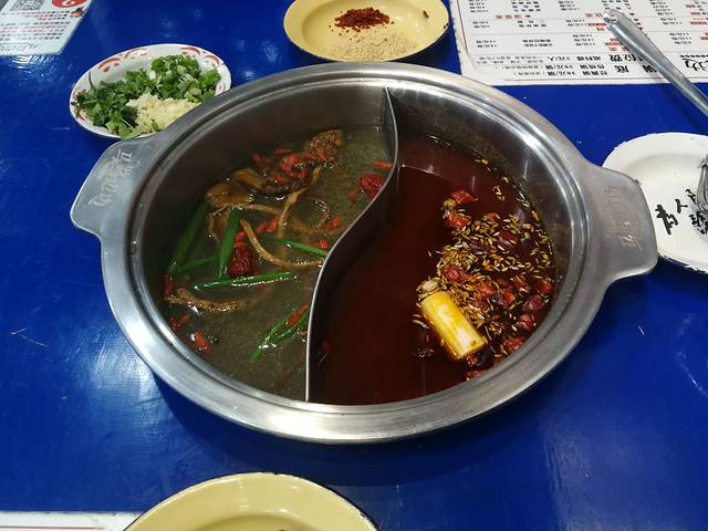 马路边边(云龙万达店)