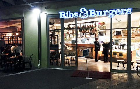 Ribs & Burgers的图片