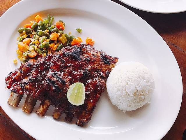 Pundi-Pundi Grill & Asian Cuisine