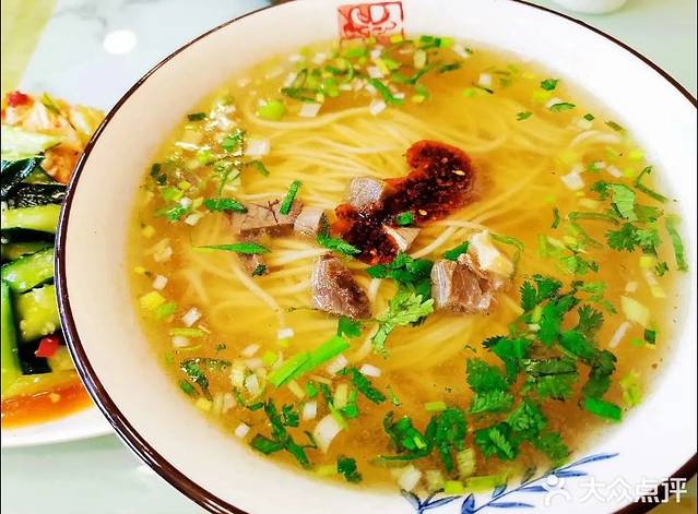牛宫馆丸子汤(天津路店)
