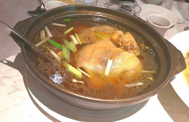 万家欢艳阳天(江苏路店)