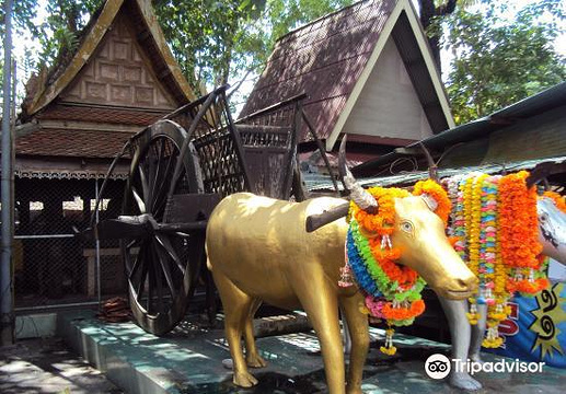 Wat Plai Klong旅游景点图片