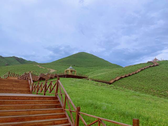 乌兰毛都草原旅游驿站