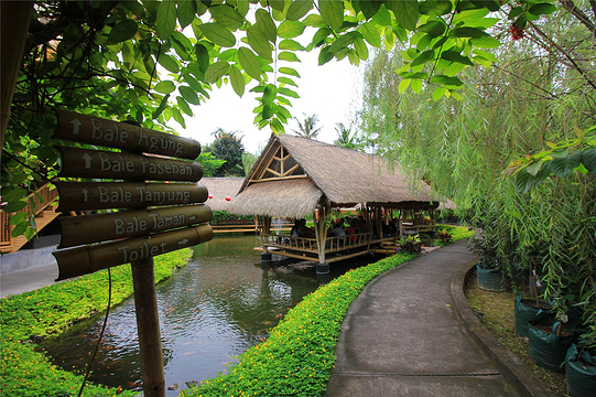 Bale Udang Kuta - 巴厘岛水上餐厅旅游景点图片