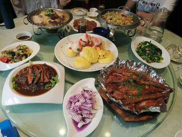 忆东北饭店(工业大街店)