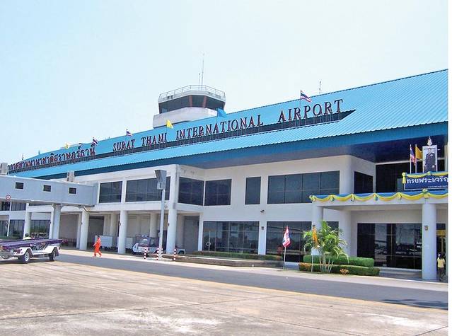 素叻他尼国际机场