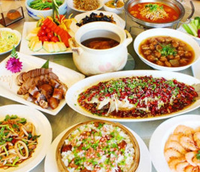 蓝海国际大饭店餐厅