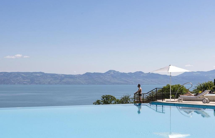 埃维昂温泉浴室