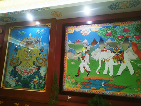 巴赞林藏餐宫的图片