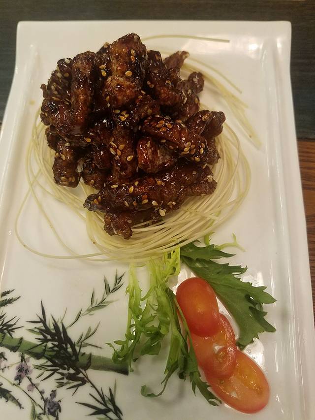 巴蜀巴食川菜馆(香槟广场店)