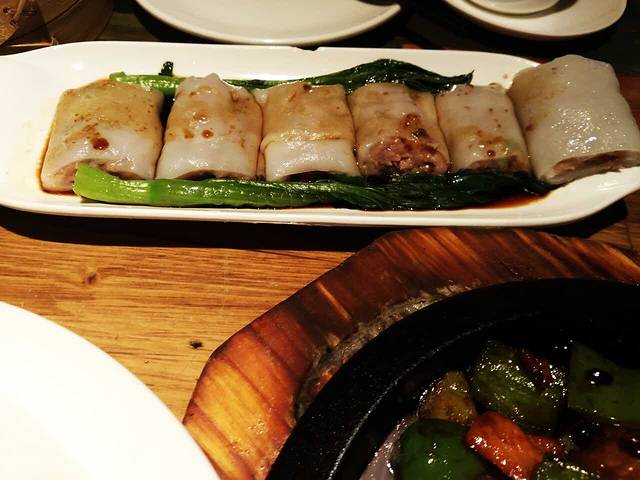 小鹅皇港式餐厅(新抚万达店)