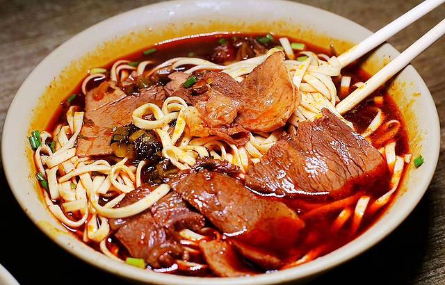 刘记三狗牛肉面馆