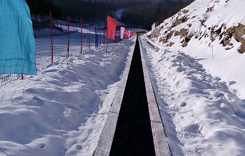 天桥沟滑雪场图片