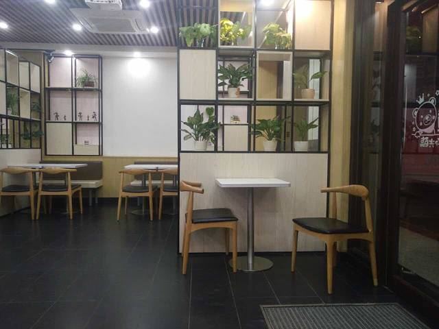 华莱士·全鸡汉堡(145仙游龙华店)