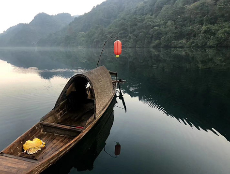 东江湖里清江青草沁园山庄