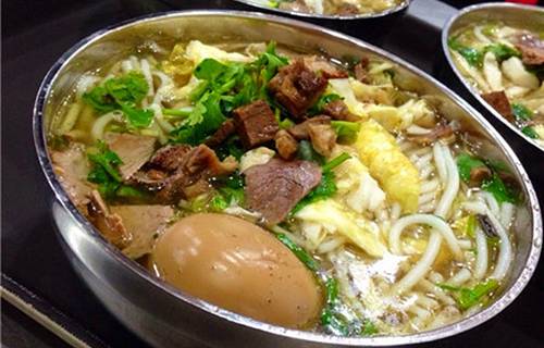 花溪飞碗牛肉粉(花阔路店)