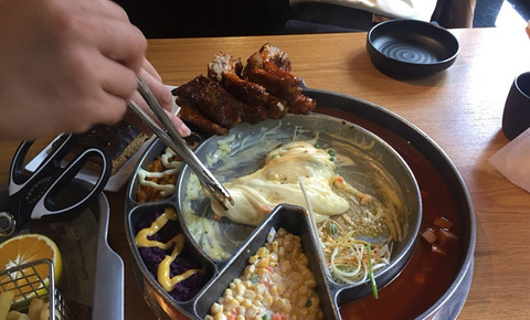 一起吃饭