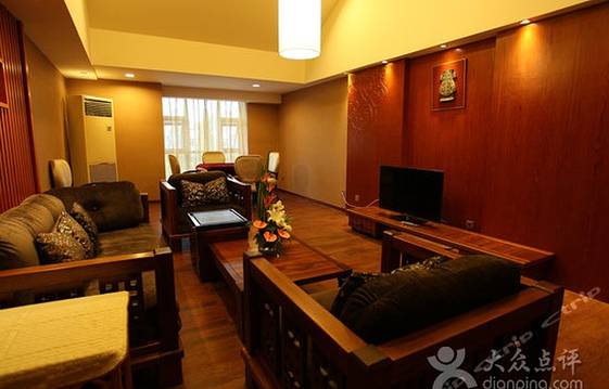 世博花园酒店自助餐厅