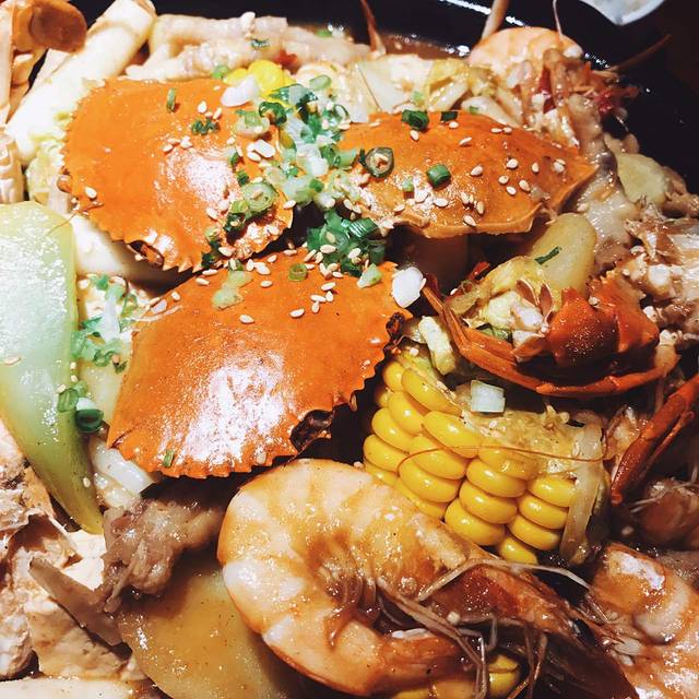 胖哥俩肉蟹煲(马群花园城店)