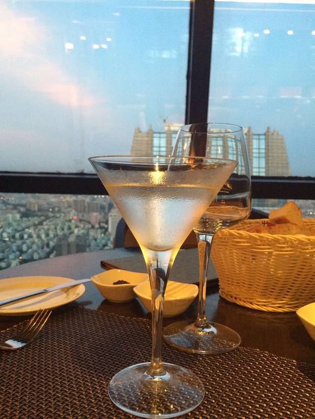 中山利和希尔顿酒店·意桥餐厅