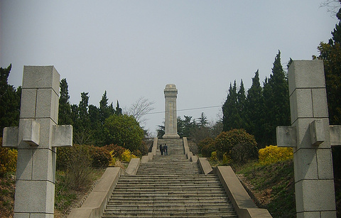 烈士陵园的图片