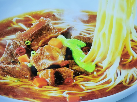 洪德福黄焖鸡米饭(大商南楼店)旅游景点图片