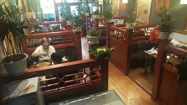 锅大帅笨牛庄(嘉源小区店)