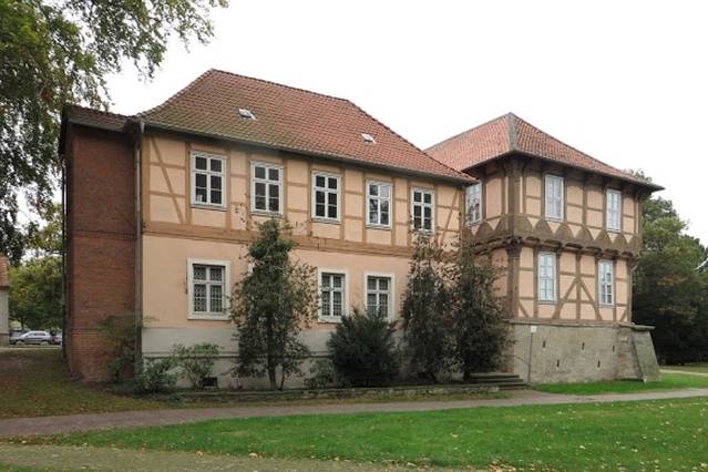 霍夫曼-冯-法勒斯雷本博物馆