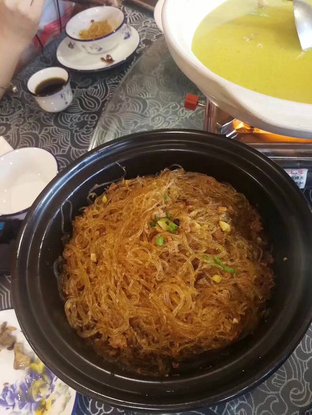 老唐三下锅(溪布街店)