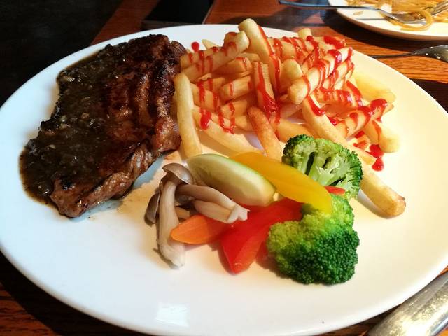 百纳瑞汀酒店·23楼365°汀 餐厅