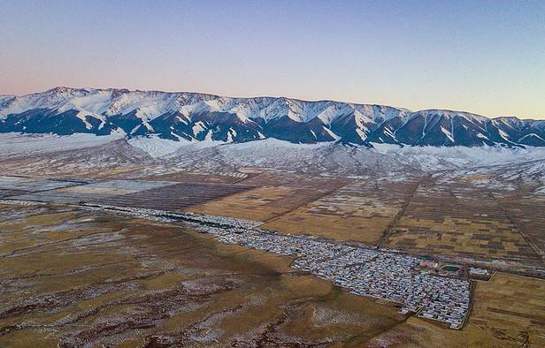 巴里坤湖风景区