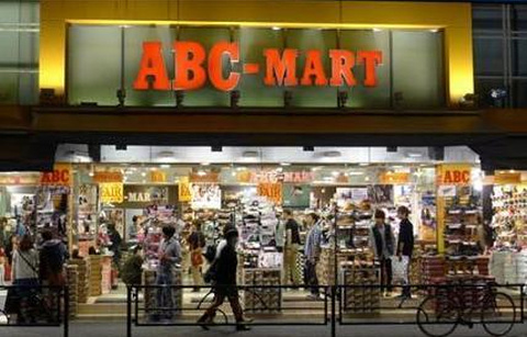 ABC MART(心斎橋店)