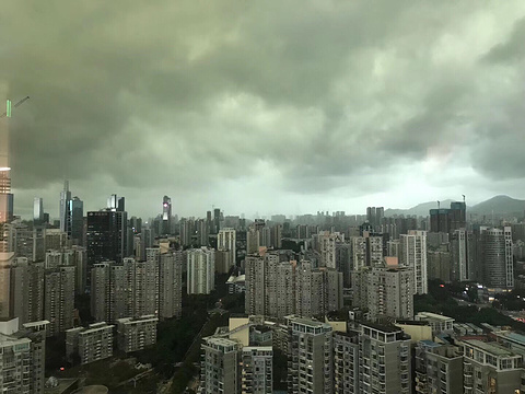 深圳市中心区中轴线北中轴乐园的图片