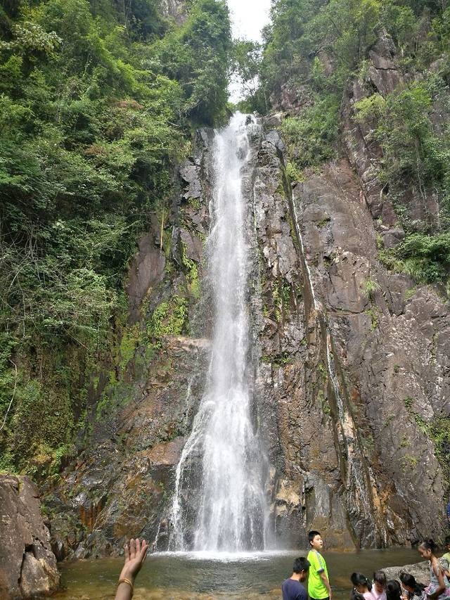 姑婆山野猪坳柴火饭