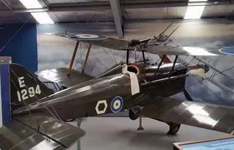 战斗机博物馆的图片