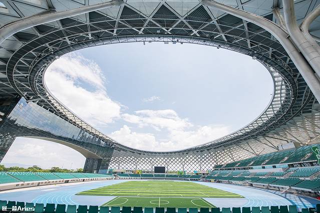 深圳湾体育中心