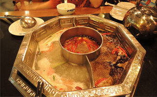 秦妈火锅(CBD店)