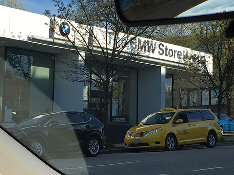 The BMW Store