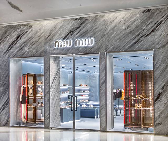 Miu Miu（梅田大丸店）