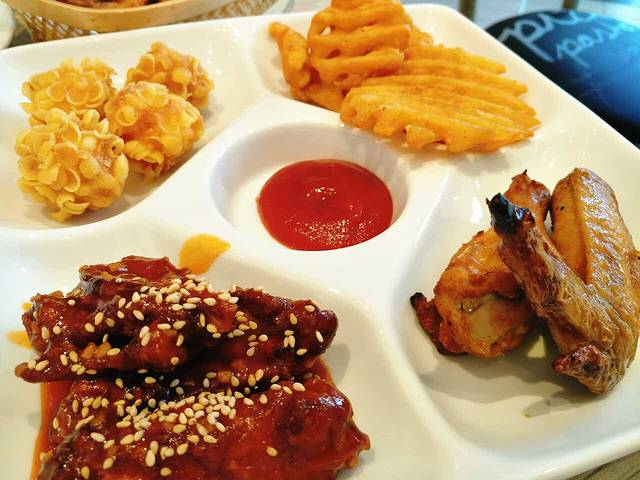 必胜客(百联真光店)