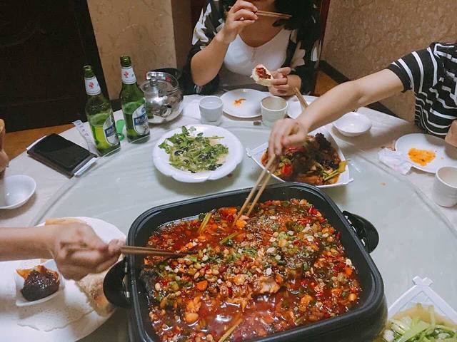 信阳私房菜(蓝湾尚街店)